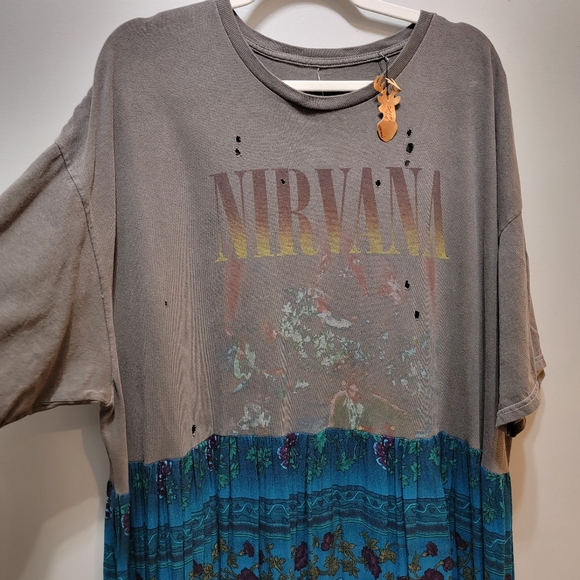 Upcycled Urban Outfitters Nirvana Graphic Tee Maxi Dress Size 2X/3XL - Picture 3 of 8